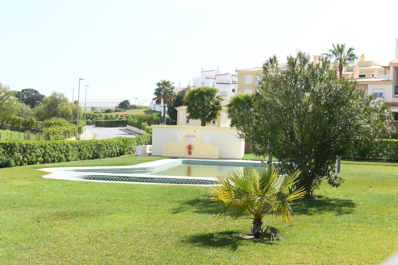 Pool And Garden Village-Near Beach Albufeira Kültér fotó